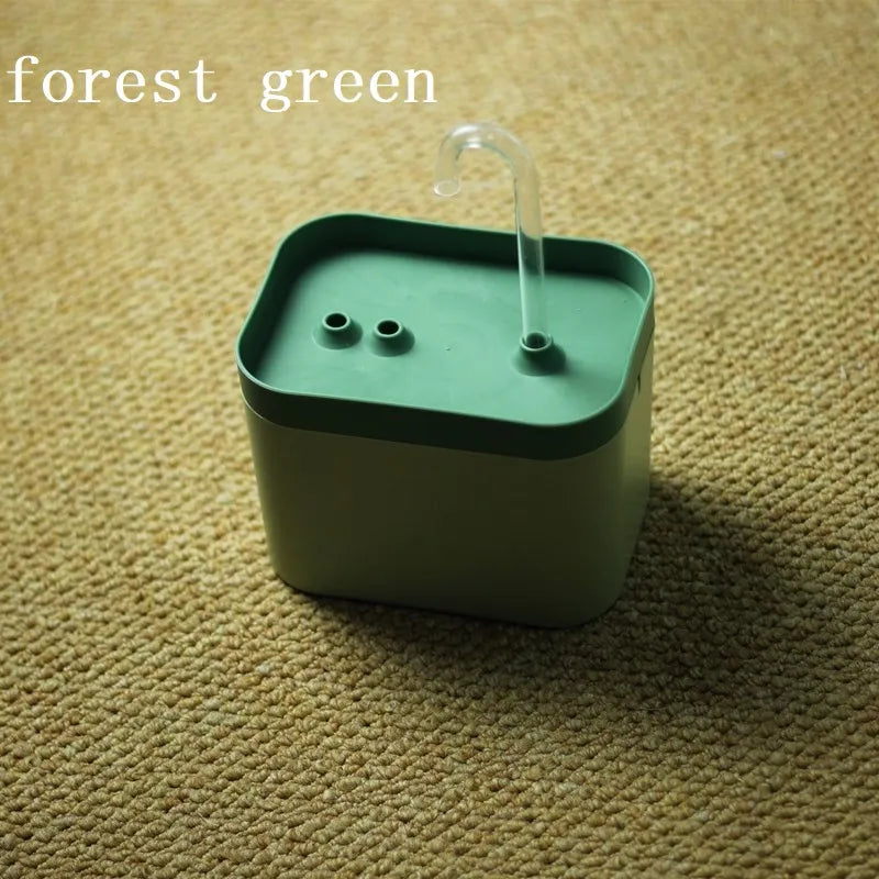 Automatic Cat Water Fountain - Modern Design - Ideal for Cats - Keep Your Pets Hydrated with Quiet Filtration