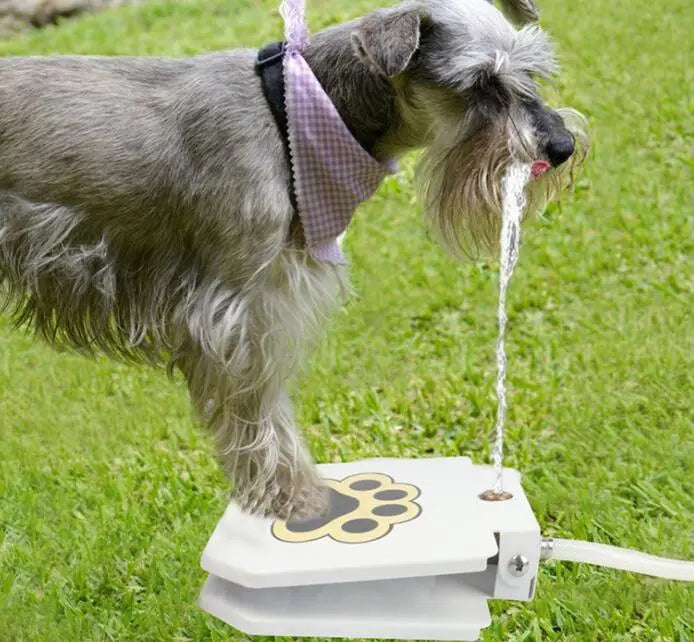 Outdoor Dog Water Fountain - Durable Design - Perfect for Outdoor Adventures - Keep Your Pets Hydrated Anywhere!